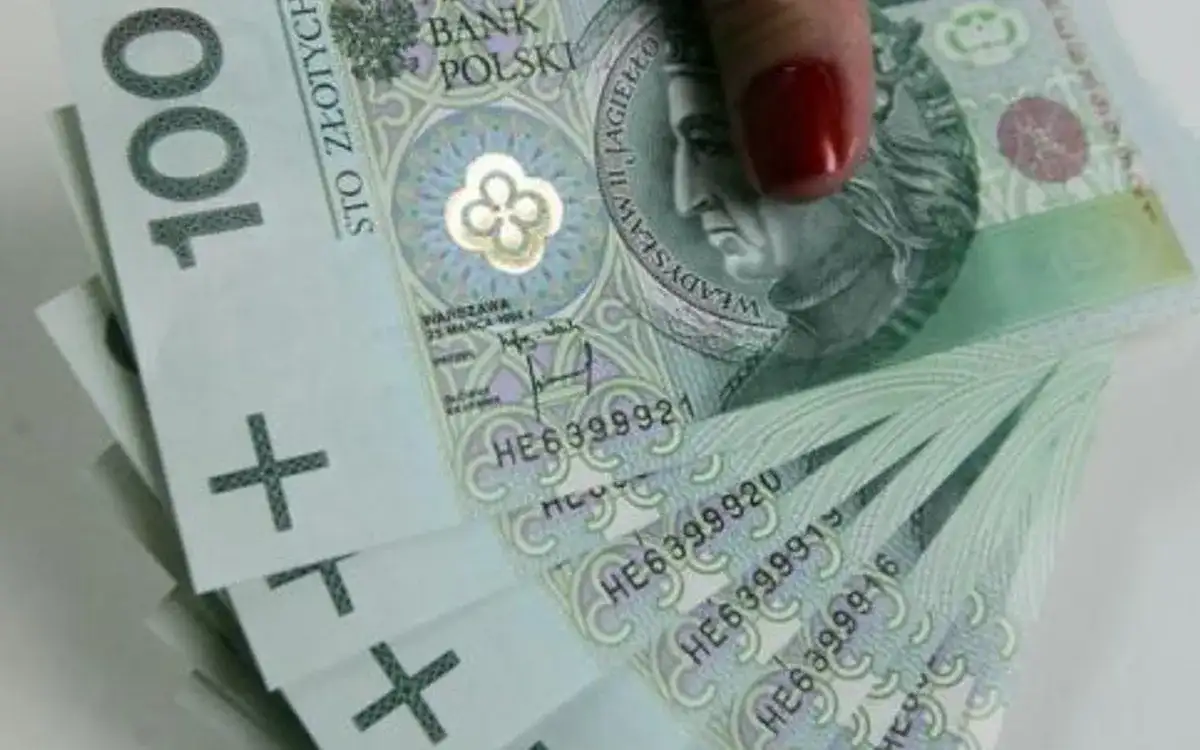 Czy za wynajem płaci się z góry? Poznaj zasady płatności czynszu