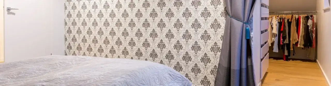 Czy kłaść gładź pod tapetę? Kluczowe informacje i porady, które musisz znać