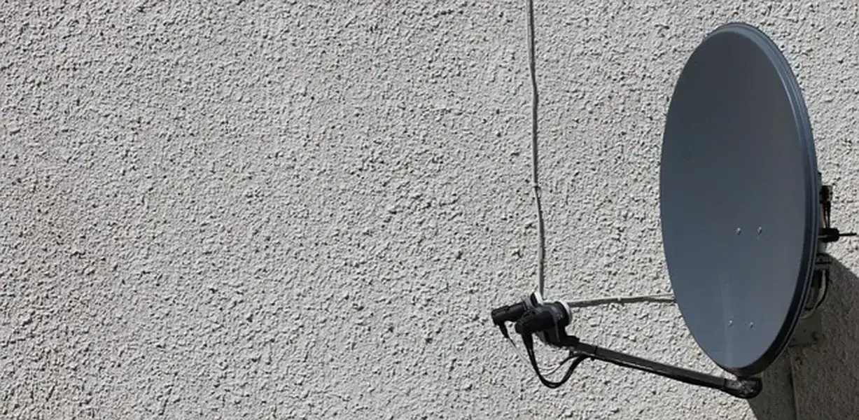 Gdzie zamontować antenę satelitarną, aby uniknąć problemów z sygnałem?