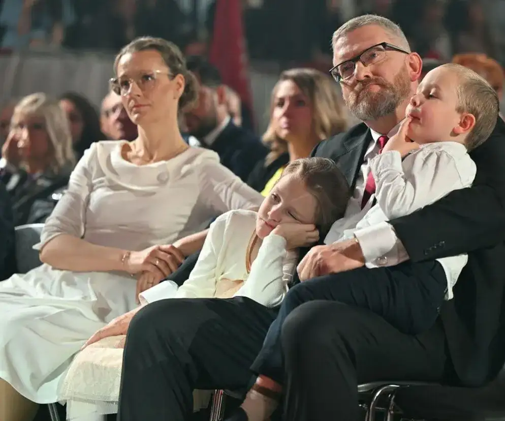 Ile dzieci ma Grzegorz Braun? Zaskakujące fakty o jego rodzinie