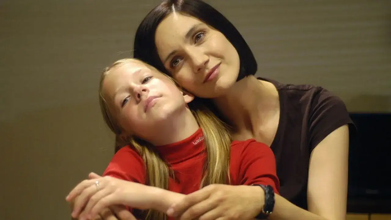 Dlaczego Matka szokuje widzów? Analiza kontrowersji na Filmwebie