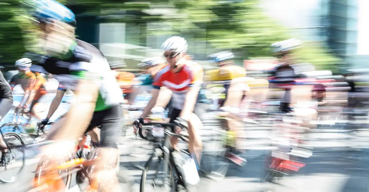 Tour de France: Od kuchni Wielkiej Pętli - pasjonujący wgląd w świat kolarstwa