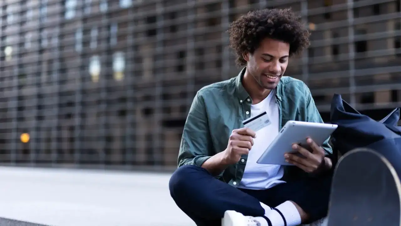 Girokonto für Schüler: Die besten Optionen ohne hohe Gebühren