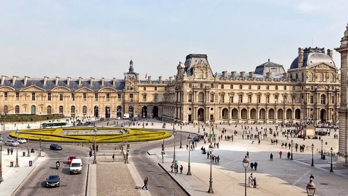 Polak który uratował Luwr: prawda o Florianie Trawińskim i legendzie