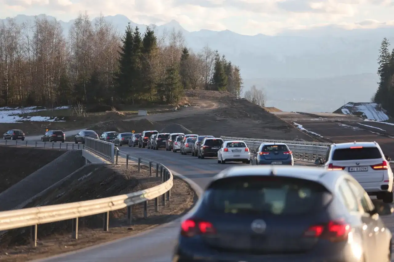 Zakopianka bez korków? Wybierz najlepszą trasę do Zakopanego