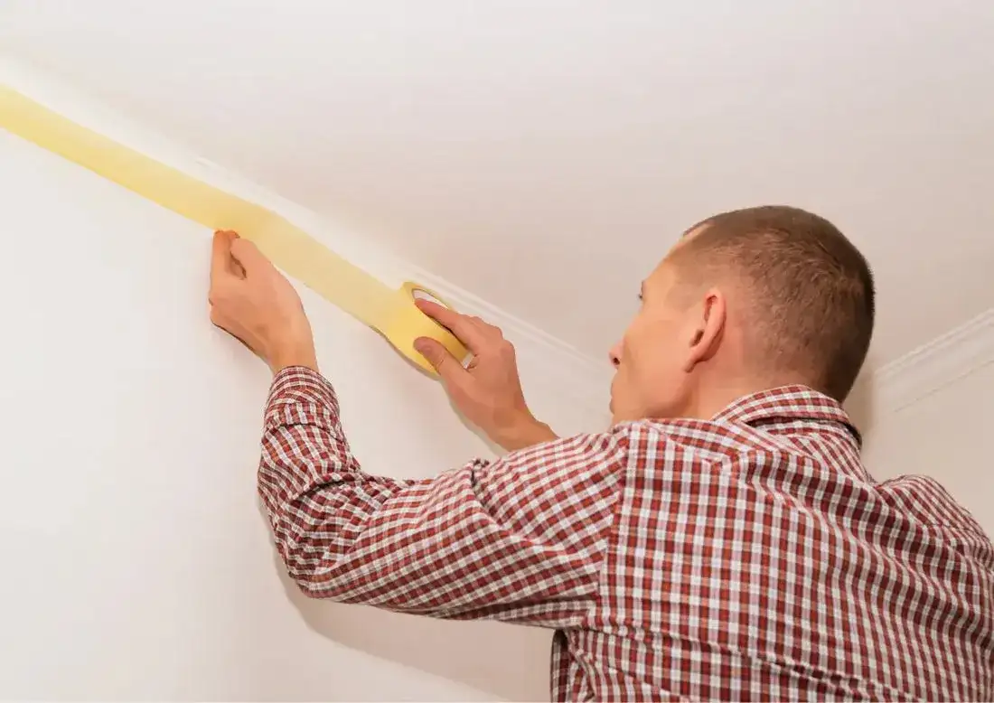 Odcięcie sufitu od ściany: sekrety prostej linii bez błędów