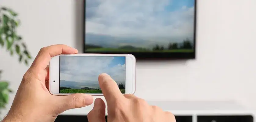 Jak połączyć telefon z TV bez Wi-Fi - proste metody bez stresu