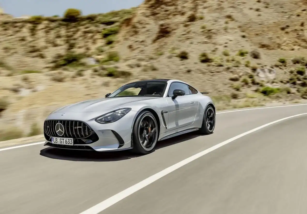 Mercedes-AMG GT (C192): V8, 4MATIC+. Idealne Gran Turismo? Recenzja