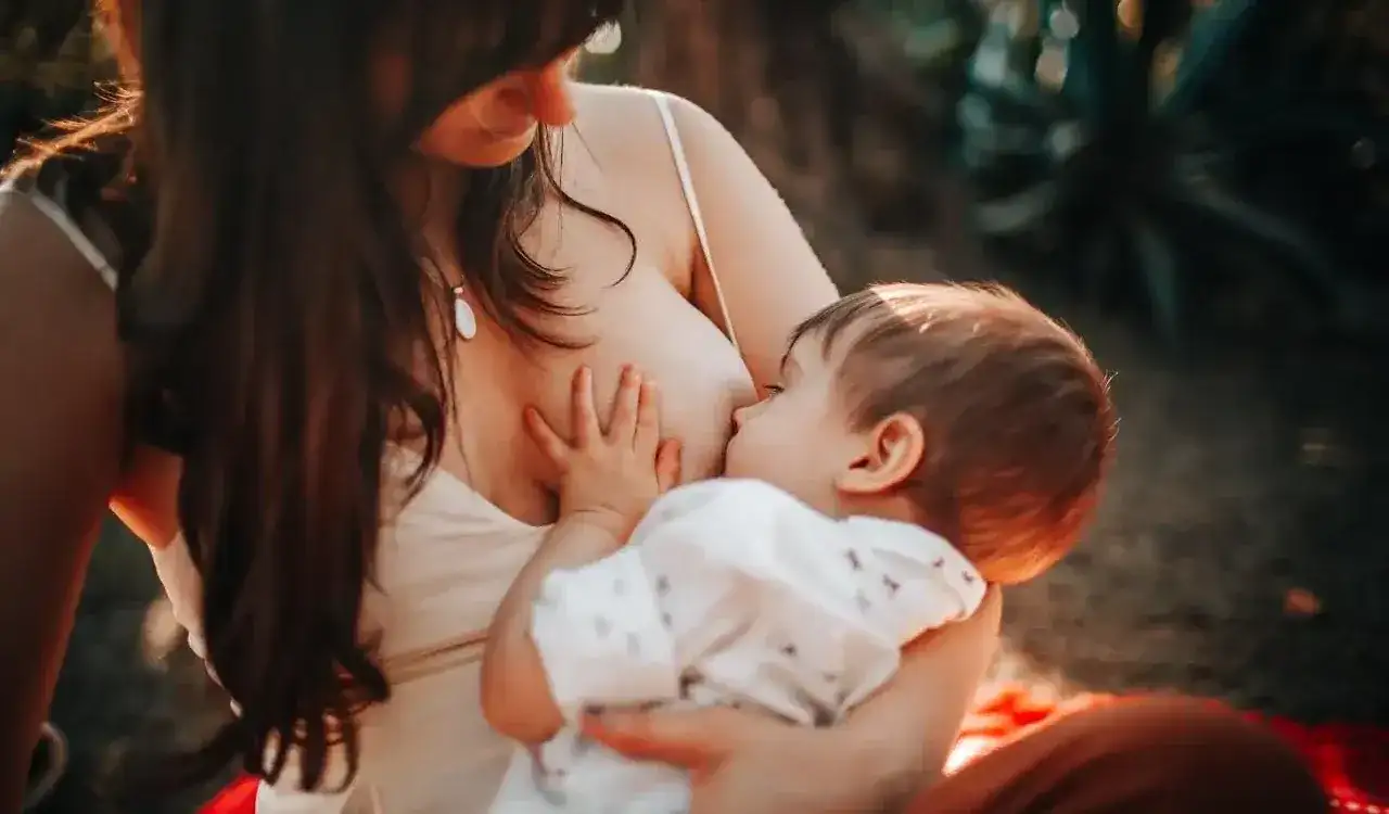 Jak odstawić roczne dziecko od karmienia piersią bez stresu i łez