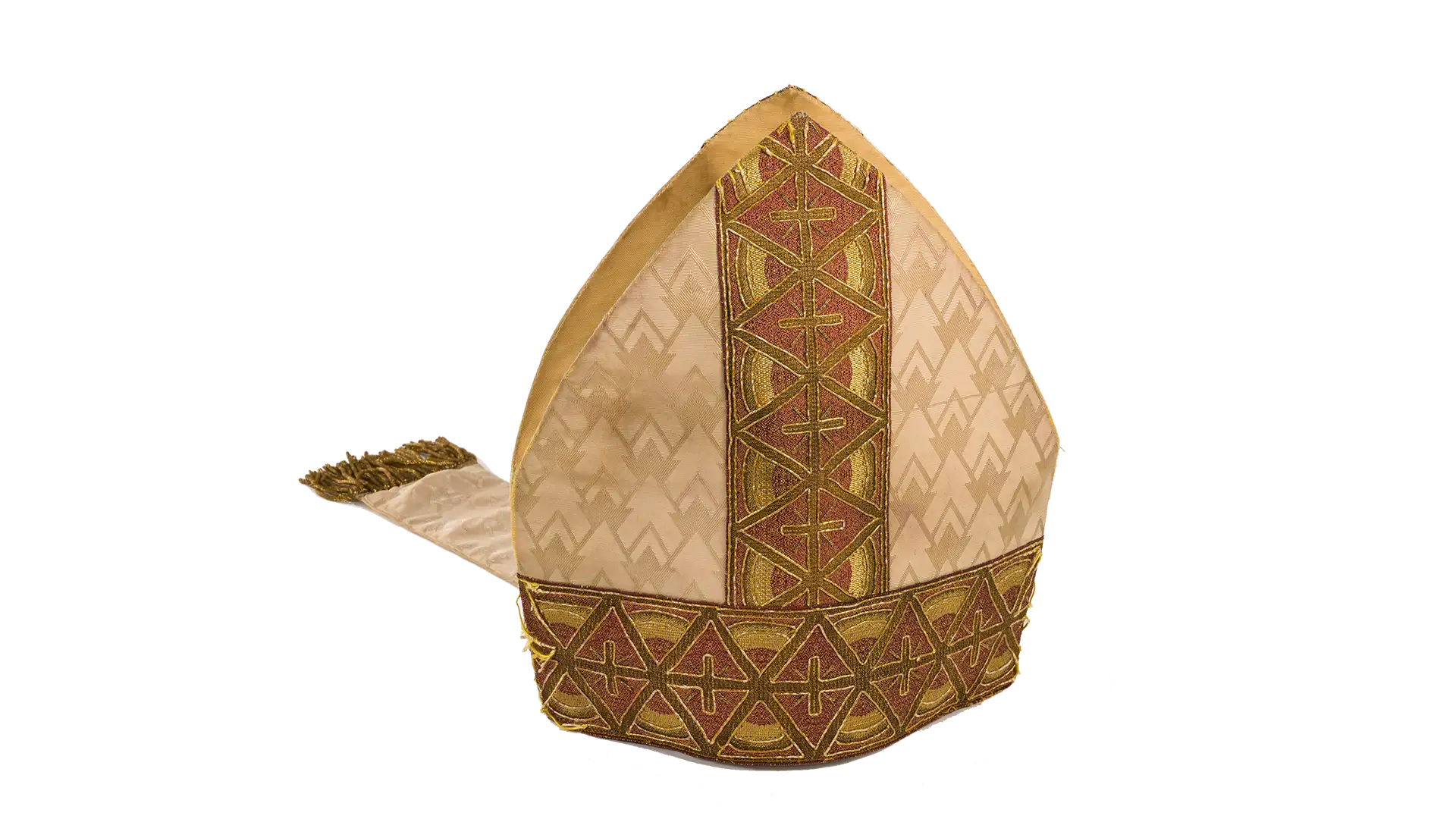 Czapka papieża? Poznaj piuskę, mitrę, tiarę i camauro!