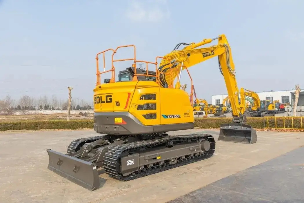 Ile pali koparka na godzinę? Zaskakujące różnice w zużyciu paliwa