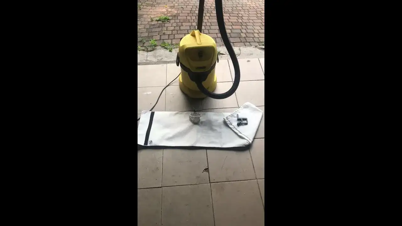 Jak założyć worek do odkurzacza Karcher WD3 bez bałaganu i z łatwością