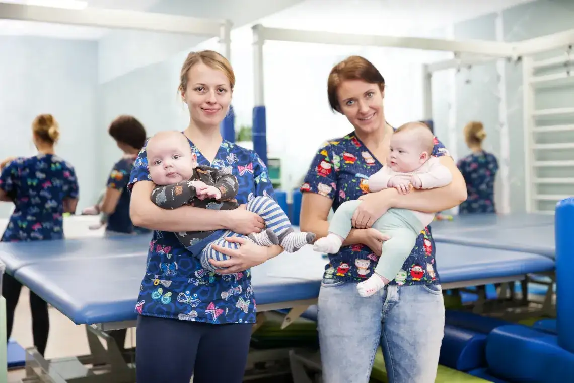 Twoje dziecko ma hipotonię oralną? Objawy, diagnoza, terapia