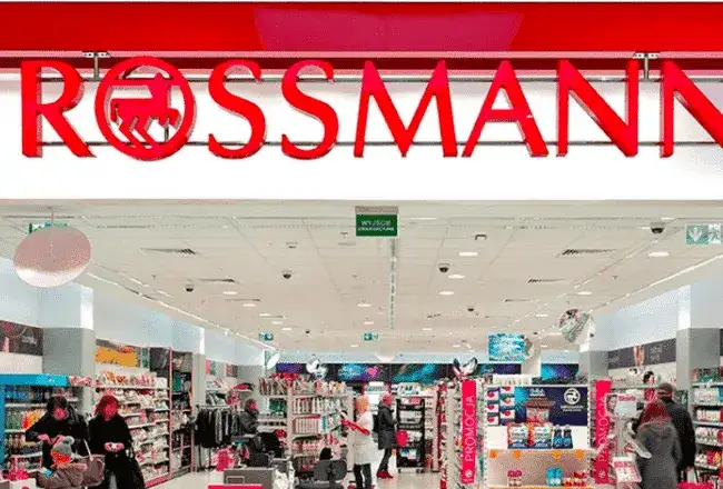 Zarobki w Rossmannie na każdym stanowisku - aktualne wynagrodzenia