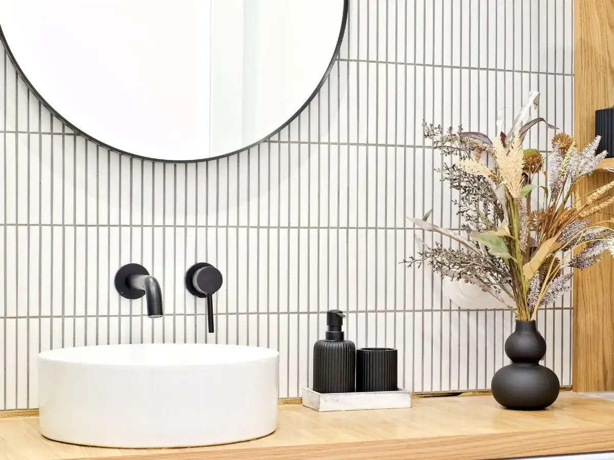 Czy można kłaść nową fugę na starą? Oto co musisz wiedzieć