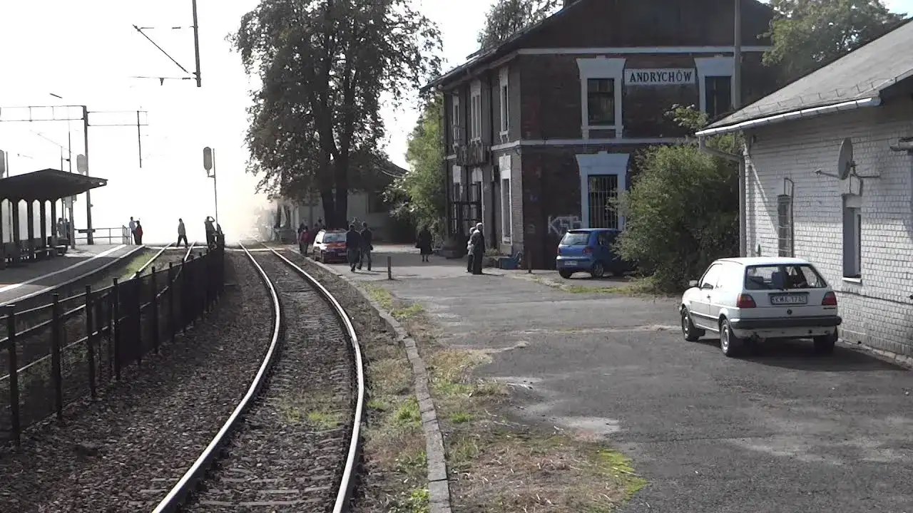 Krzeszowice-Kraków: Pociąg "pośpieszny"? Oto prawdziwe przystanki!