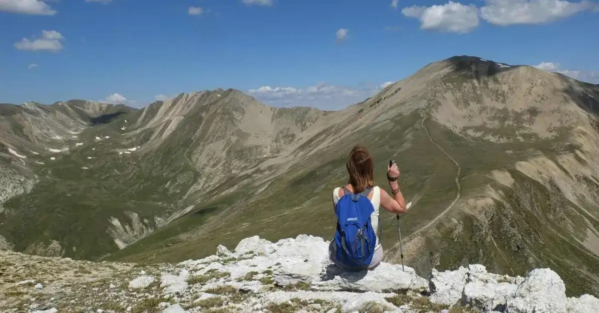 Czy w ciąży można chodzić po górach? Bezpieczne wędrówki dla mam