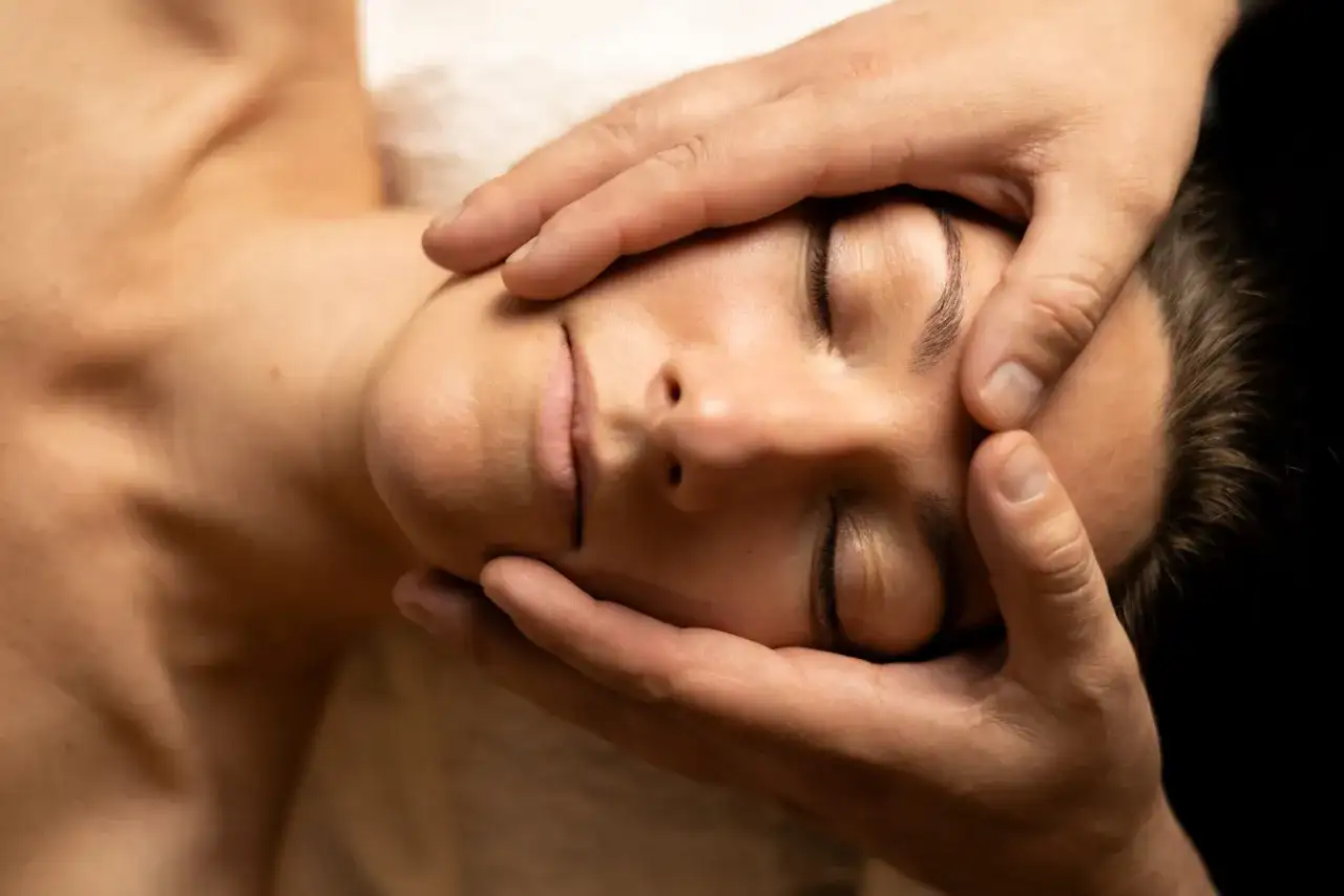 Kobido: Trwałość efektów od blasku po trwałe odmłodzenie?