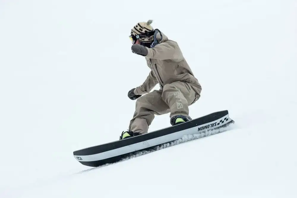 Snowboard prawa czy lewa noga z przodu - jak wybrać najlepszą postawę