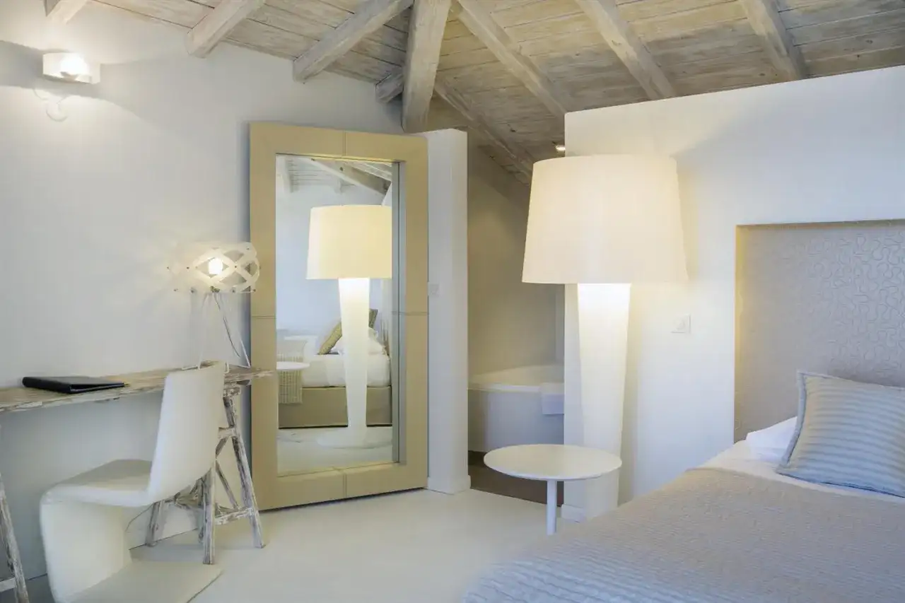 Hotel Best Western w L'Île-Rousse: Udogodnienia i Ceny, które Zaskoczą