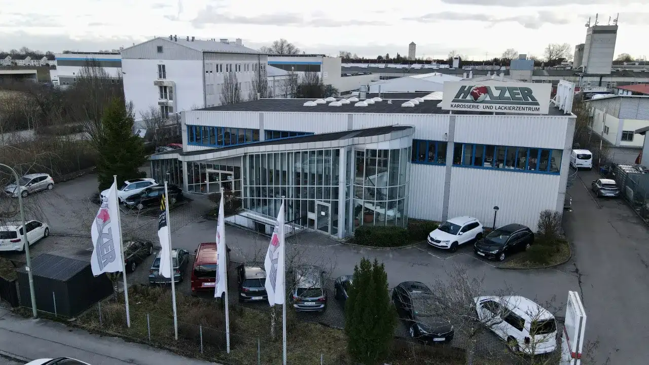 Holzer Karosserie und Lackierzentrum GmbH: Top Service für Ihr Fahrzeug