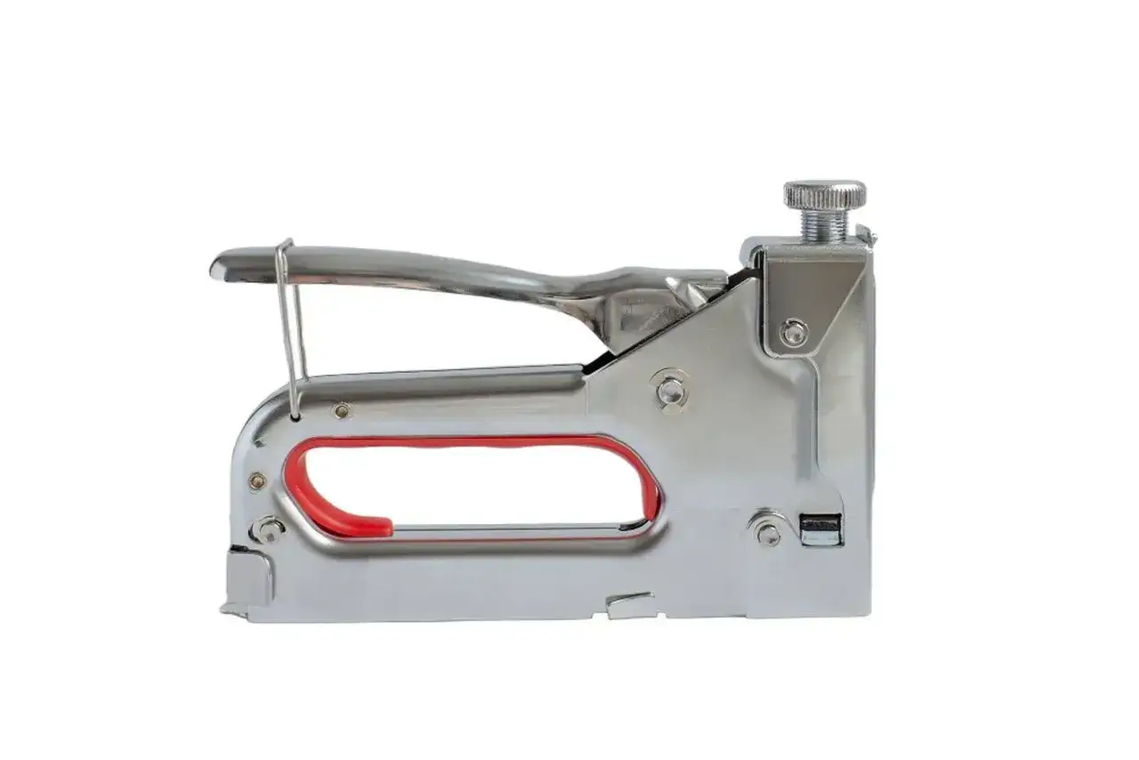 Jak naprawić zepsuty zszywacz tapicerski – proste kroki do sukcesu