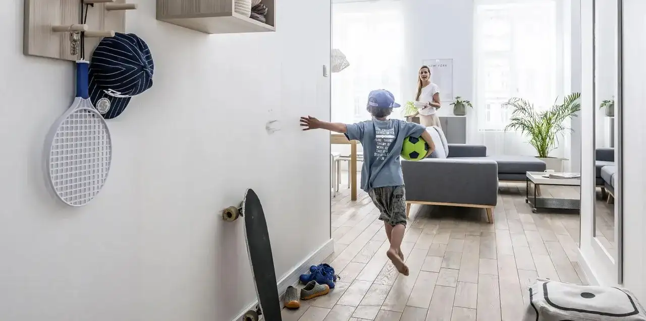 Najlepsze kolory do szarego przedpokoju - 7 sprawdzonych kombinacji