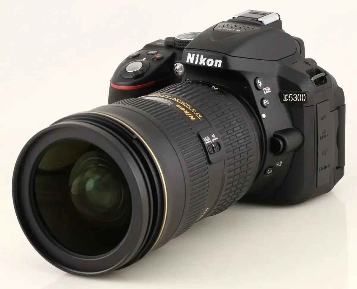 Nikon D5300 w 2026: Czy warto kupić? Recenzja i porady