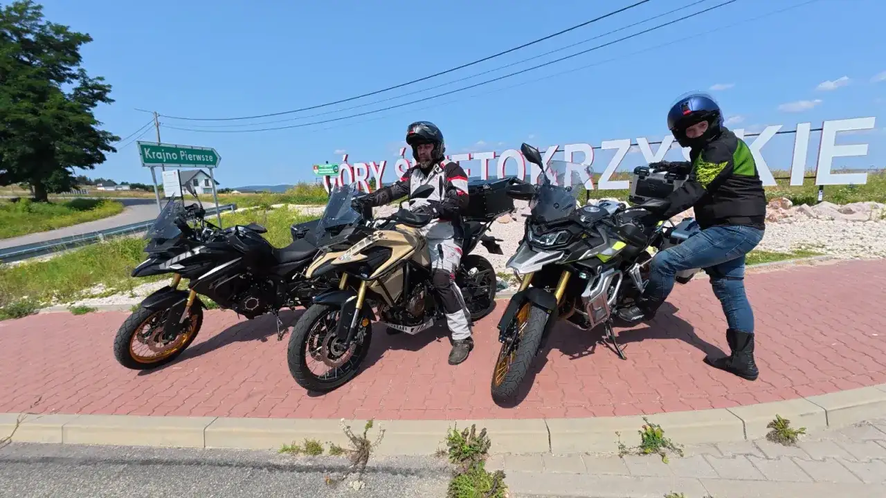 Najlepsze trasy motocyklowe w Świętokrzyskiem – odkryj piękno regionu