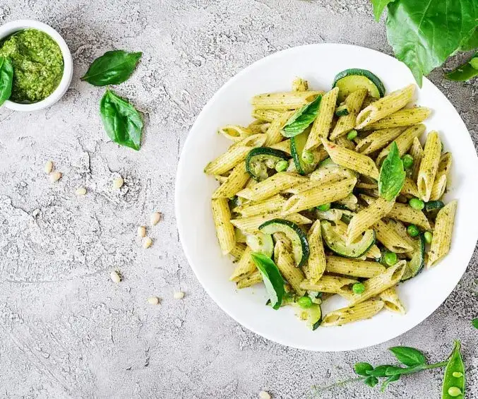 Posiłek przed treningiem: Energia i lekkość w 5 minut!