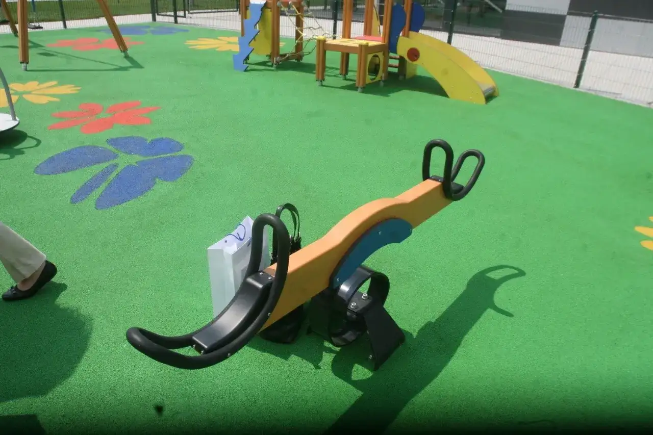 Basen Elektrownia Rybnik "Ruda": Czy warto? Godziny, ceny, atrakcje