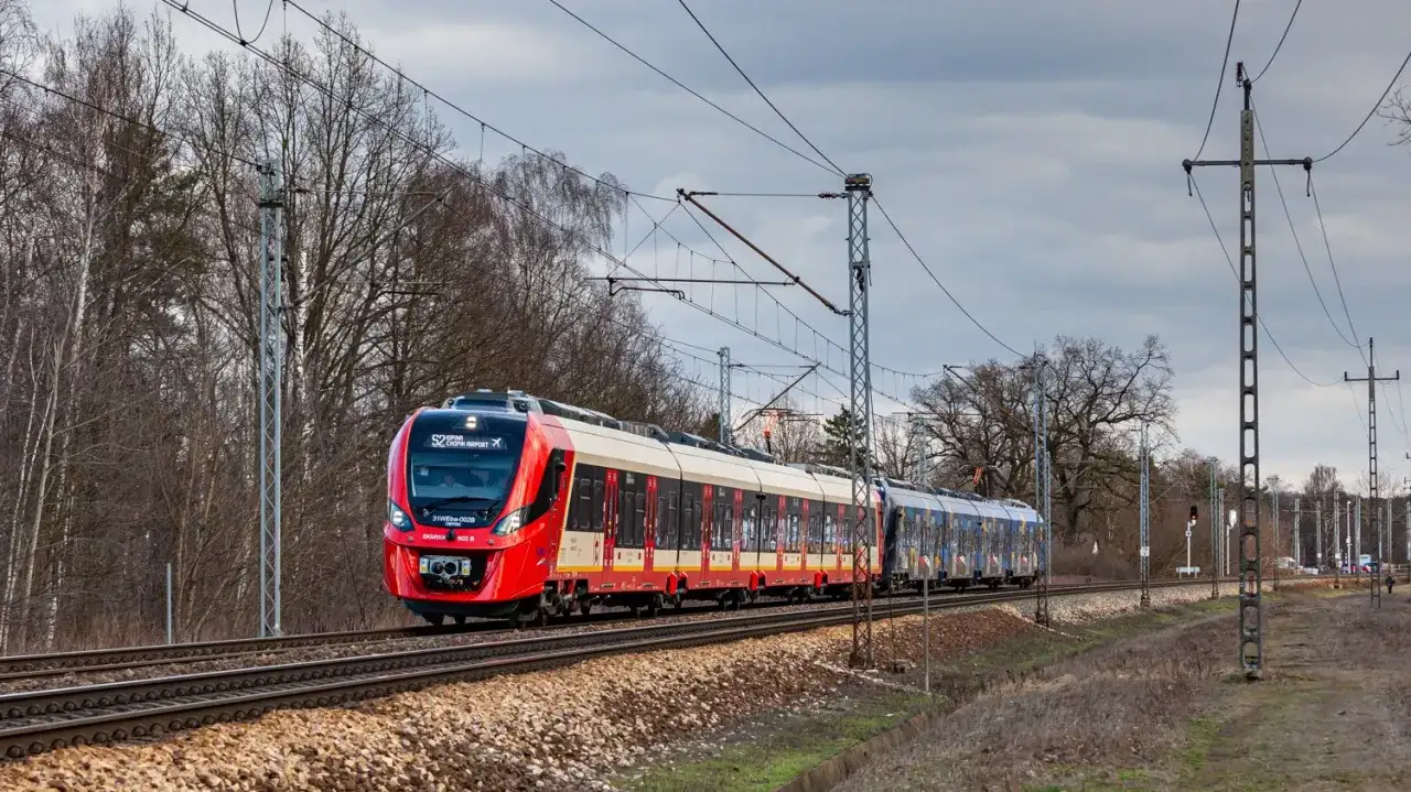 Gdzie jest Twój pociąg IC? Śledź na żywo i sprawdź opóźnienie
