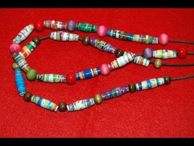 Jak zrobić naszyjnik z papieru: 5 prostych kroków i inspiracji