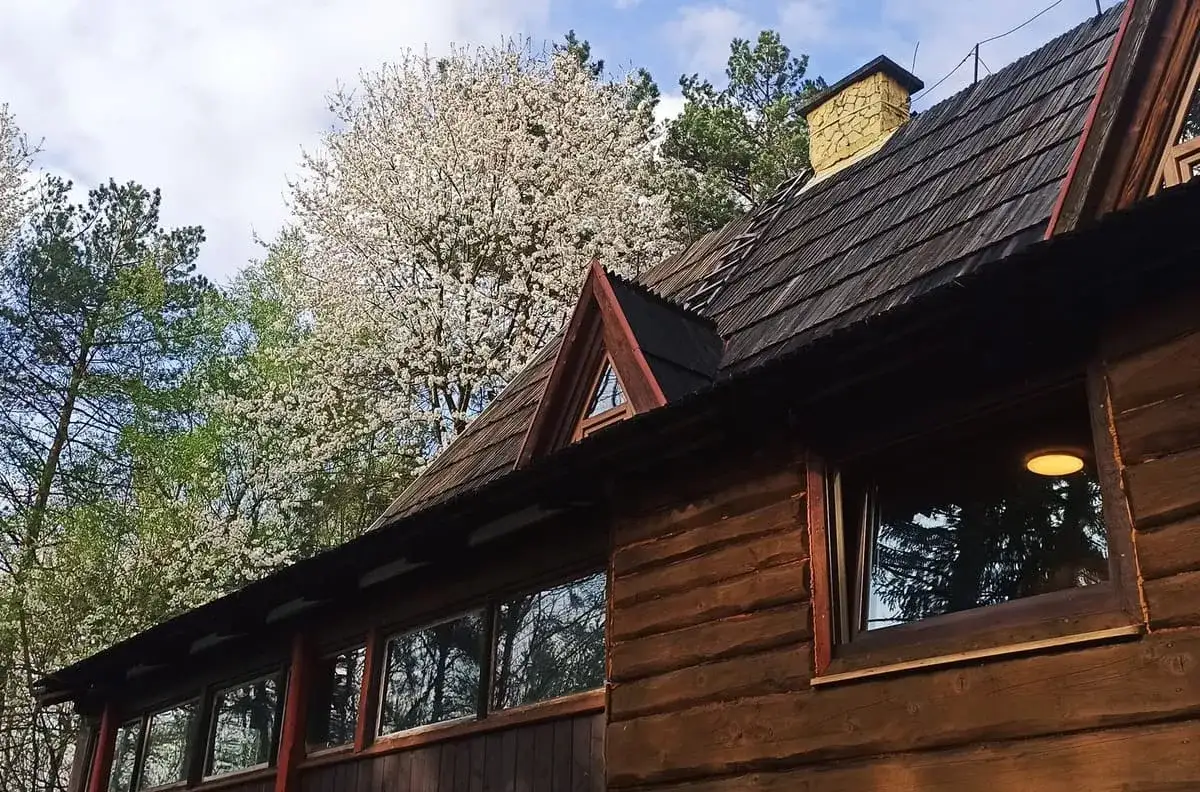 Bacówka Bartne - odkryj urok schroniska w sercu Magurskiego Parku