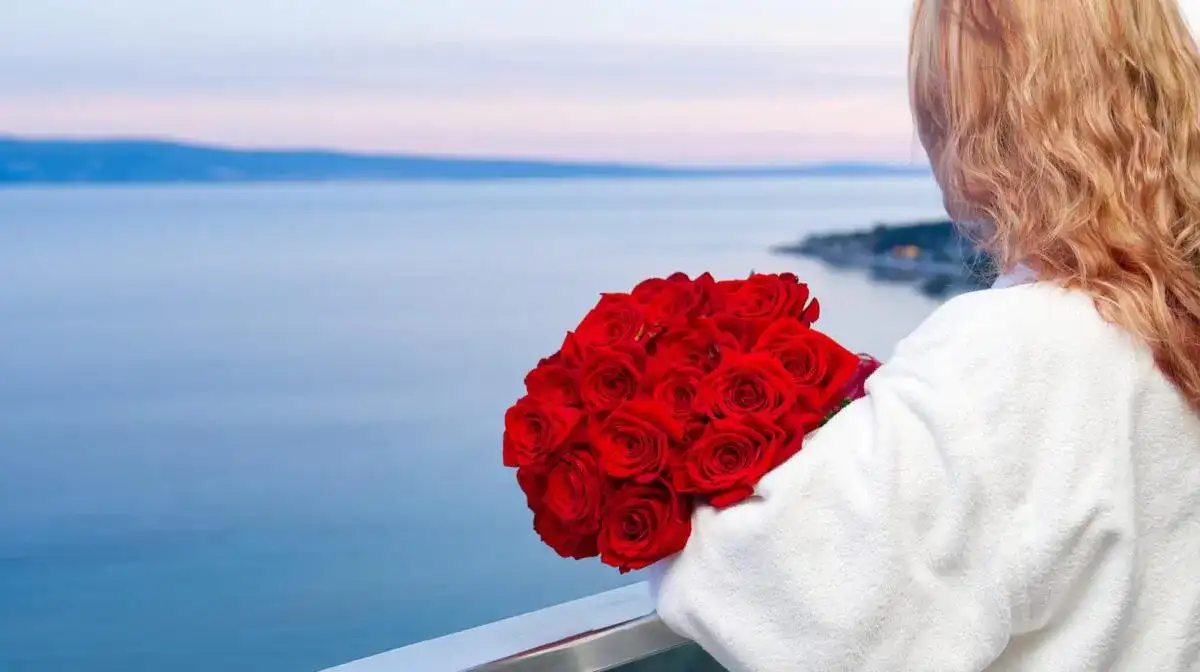 Imieniny poza Polską? Zaskakujące tradycje od Grecji po Szwecję