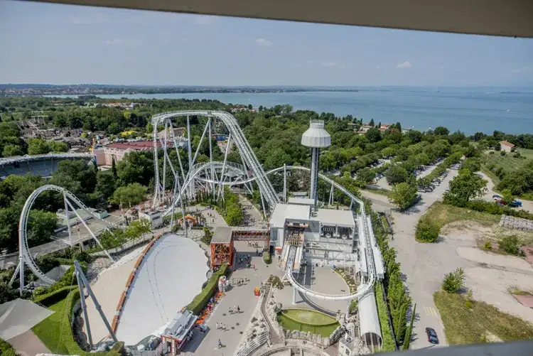 Najlepsze atrakcje w Gardaland – co warto zobaczyć w parku rozrywki