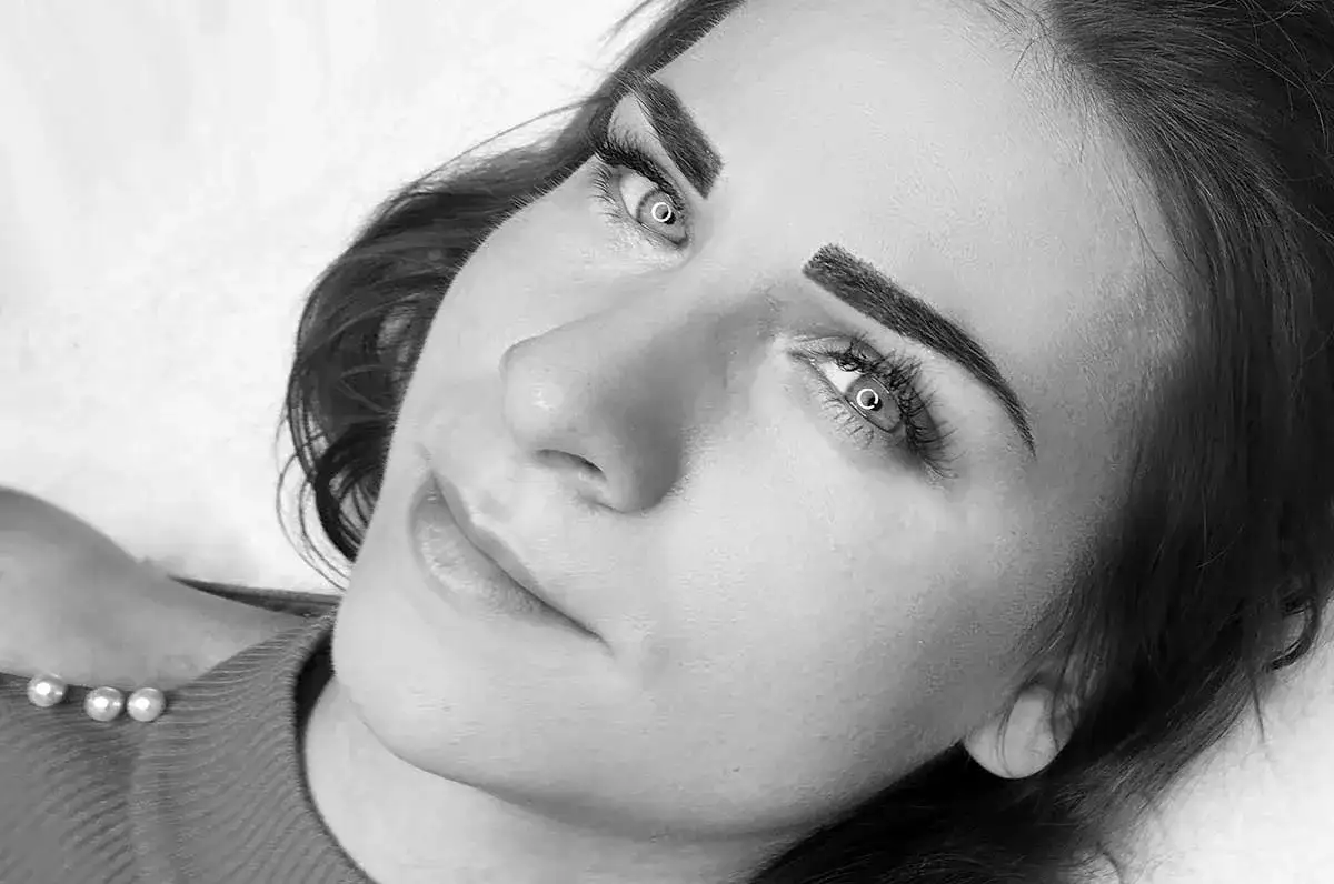 Kiedy odpadną strupki po makijażu permanentnym? Oto co musisz wiedzieć