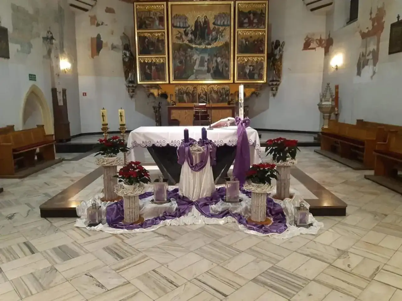 Jak ubrać kościół na adwent, by stworzyć wyjątkową atmosferę?