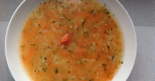 Jak odkwasić zupę – proste sposoby na poprawę smaku i uniknięcie kwasowości