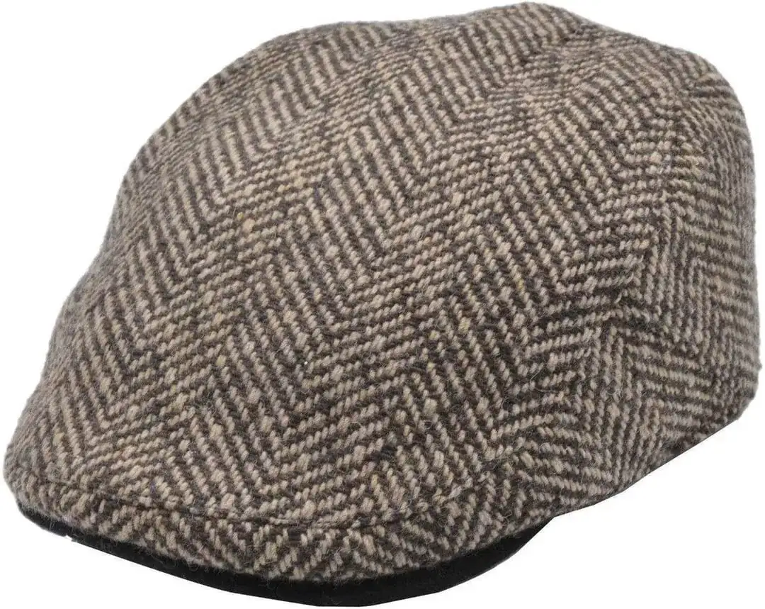 Czapka po angielsku: Hat, Cap czy Beanie? Poznaj różnice!