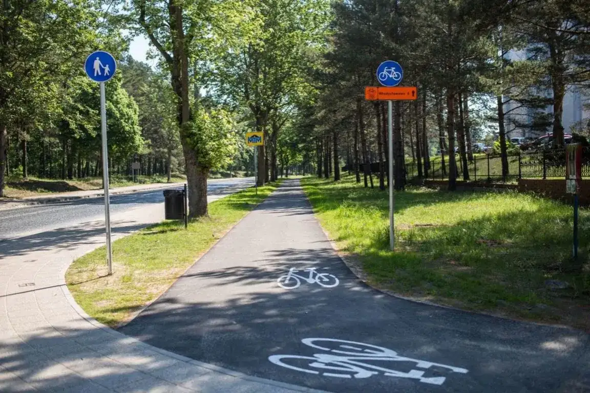 Jak dojechać z Władysławowa do Jastrzębiej Góry - szybkie trasy i porady