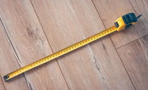 Ile paczka paneli na m2? Sprawdź, aby uniknąć niepotrzebnych kosztów