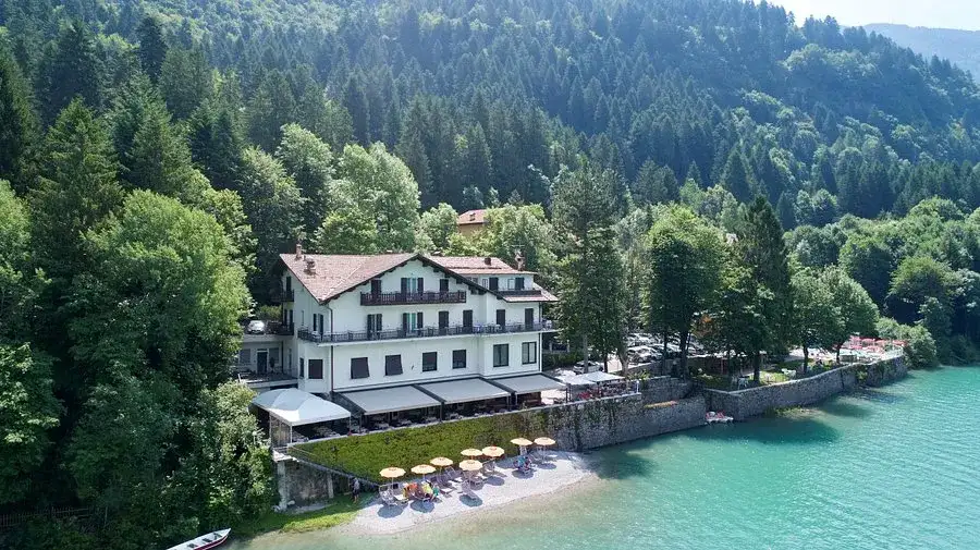 Hotel a Molveno: la tua guida per una scelta senza errori