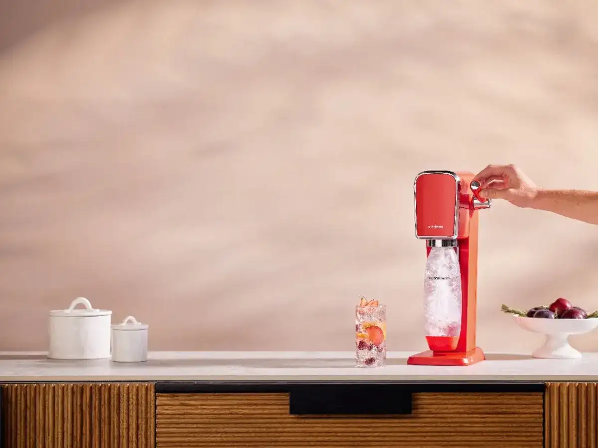 Saturator do wody: Jak zrobić domowe bąbelki i ile zaoszczędzisz?