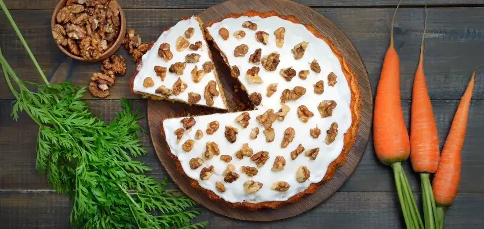 Co sprawia, że ciasto marchewkowe z orzechami jest pyszne? Przepis