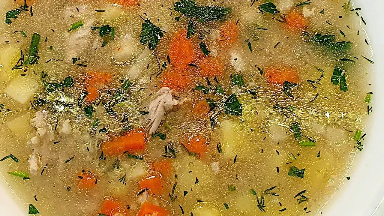 Jak zrobić zupę krupnik – prosty przepis na idealny smak domu