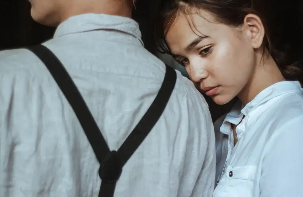 Osobowość zależna: Jak leczyć i odzyskać niezależność?