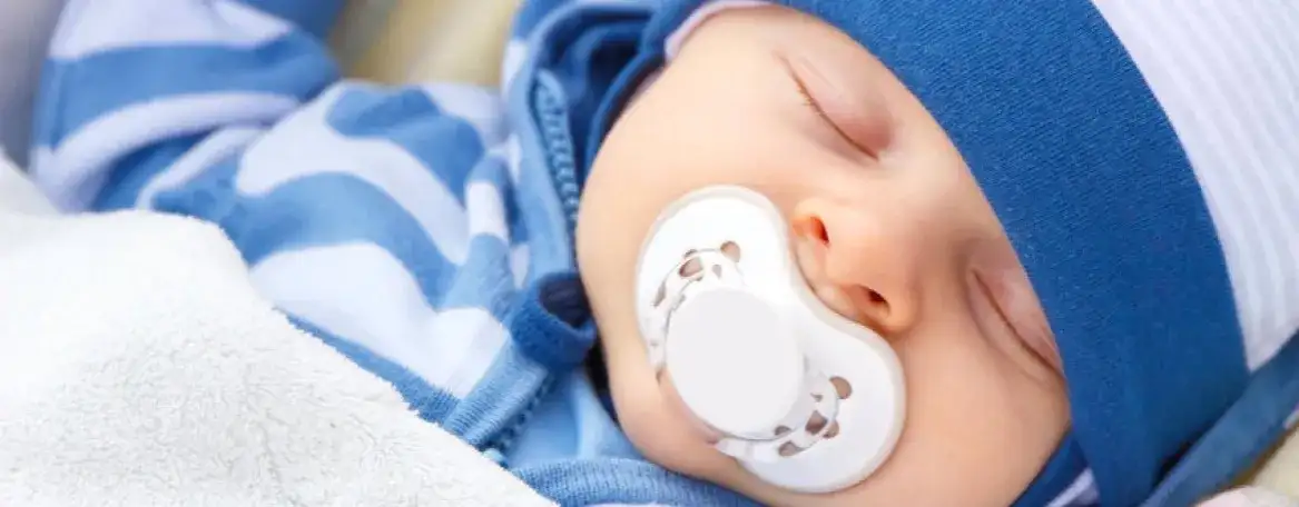 Jak wybrać idealny smoczek dla dziecka, aby uniknąć problemów zdrowotnych