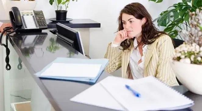 Czy pracownik może odmówić zmiany stanowiska pracy i nie stracić praw?