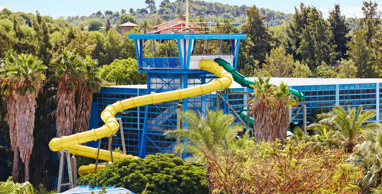 Todo sobre el tifón parque de atracciones: características y tiempos de espera